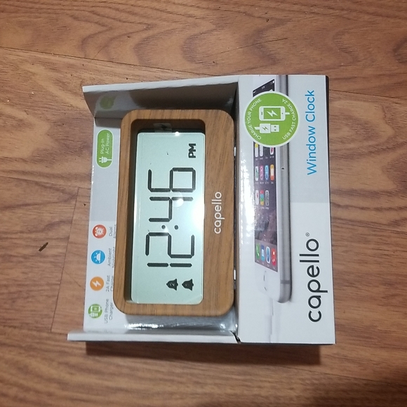 Window Clock with USB Charger - Capello - Picture 1 of 8